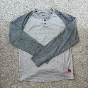Reebok Men's Gray Long Sleeve Tee